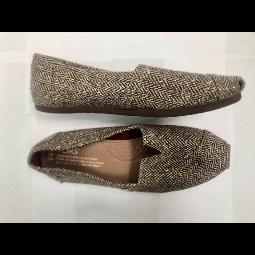Toms